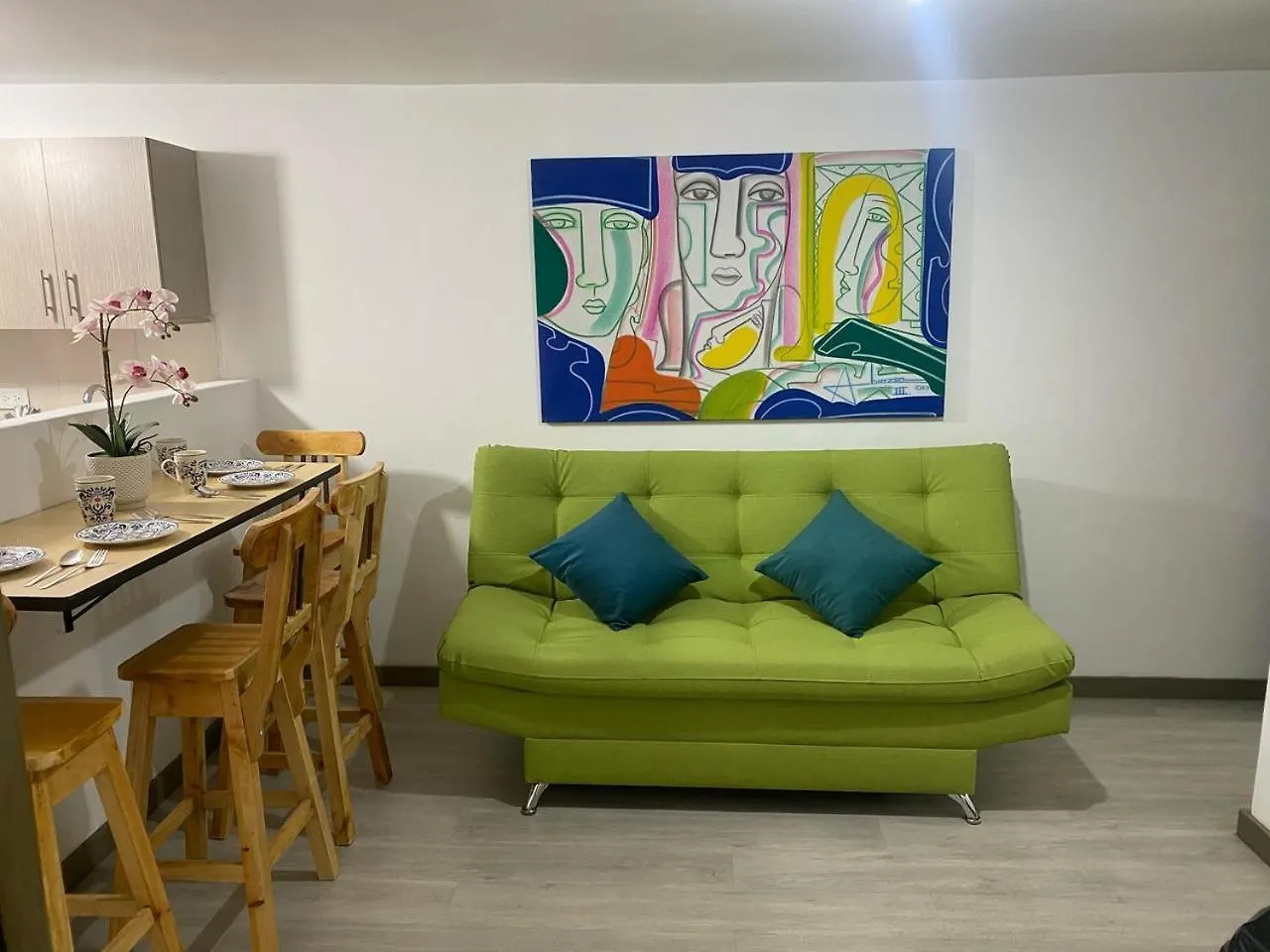 Hermoso Y Comodo Apartamento 4 Habitaciones Cerca Al Viva Envigado